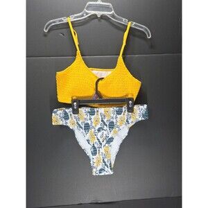 Womans Aimage Bikini Top And Bottoms